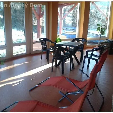 ゲストハウス Alpsky Dom 3*