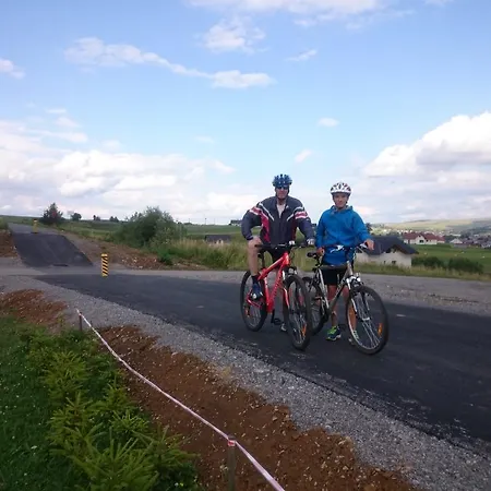 Alpsky Dom ゲストハウス Vitanová