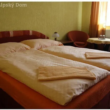 招待所 Alpsky Dom